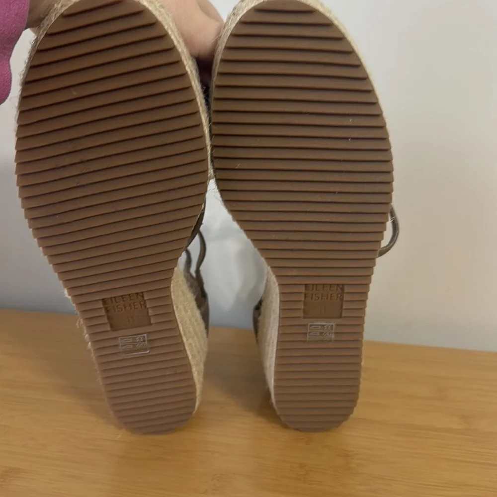 Eileen Fisher Wanda espadrille strappy Bronze Gold Leather wedge size 11 NWOB